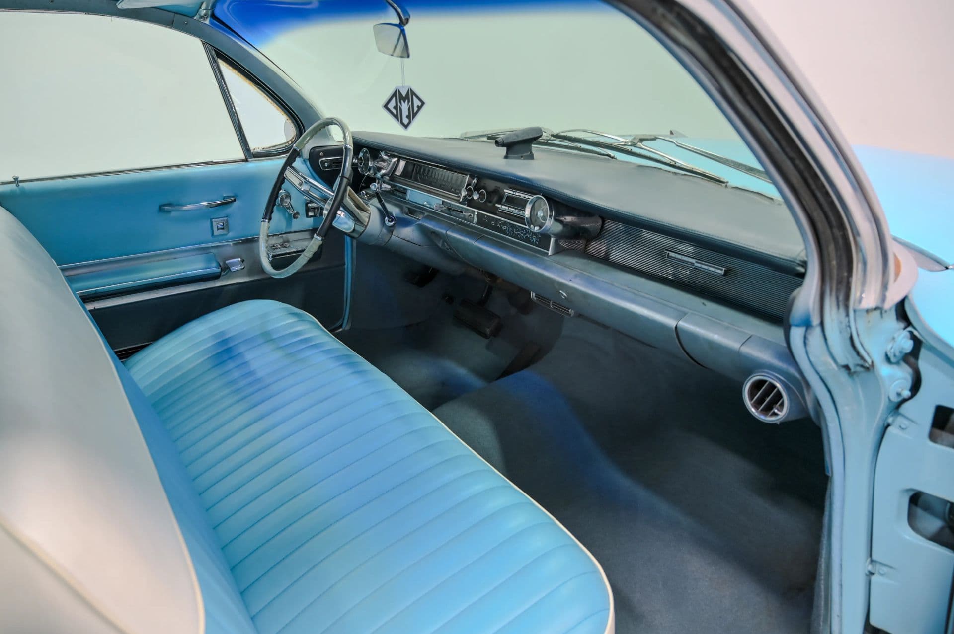 1961 Cadillac Coupe de Ville Coupe - thumbnail 37