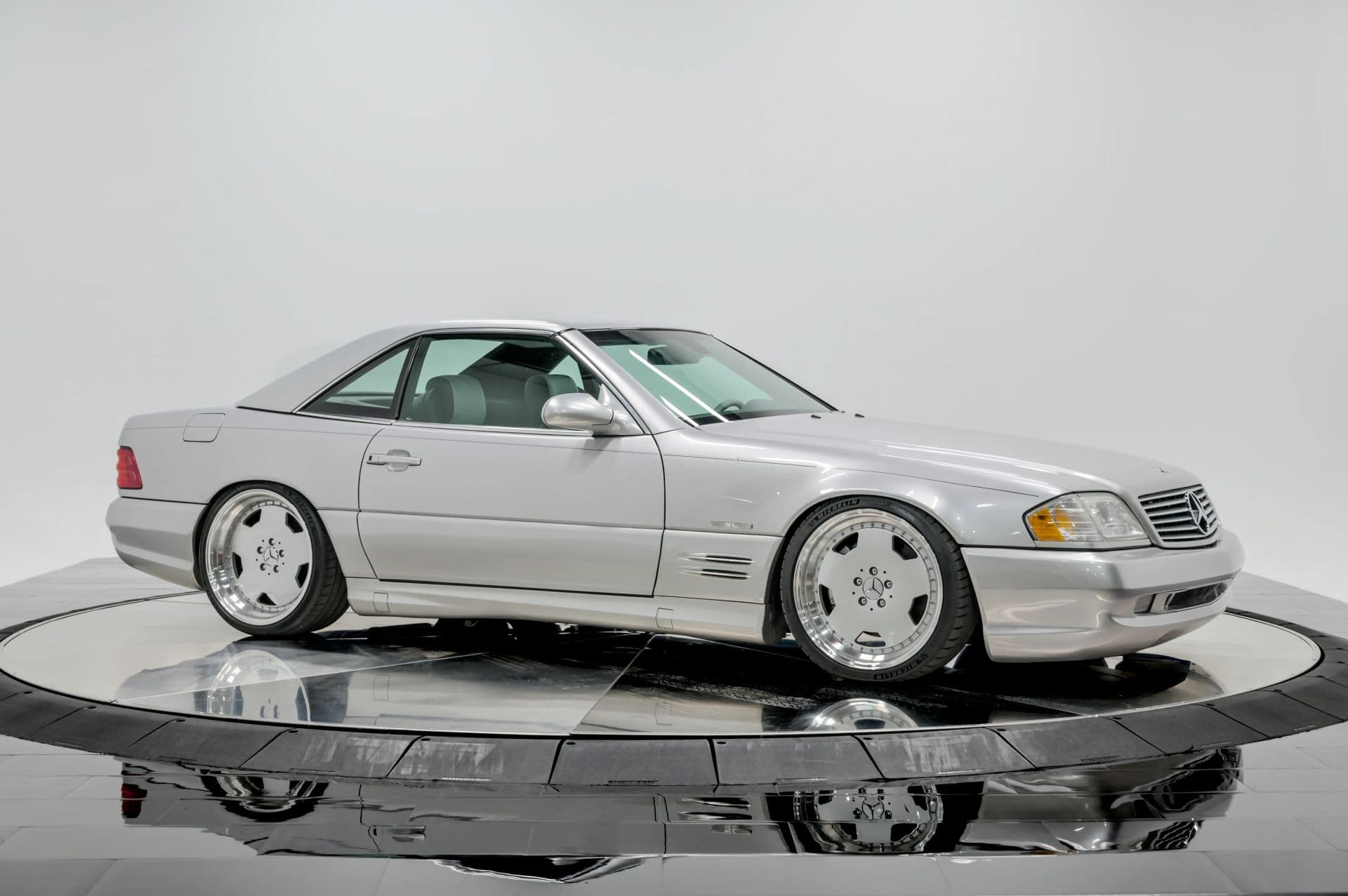 2002 Mercedes-Benz SL-Class SL 500 Roadster 2D - thumbnail 10