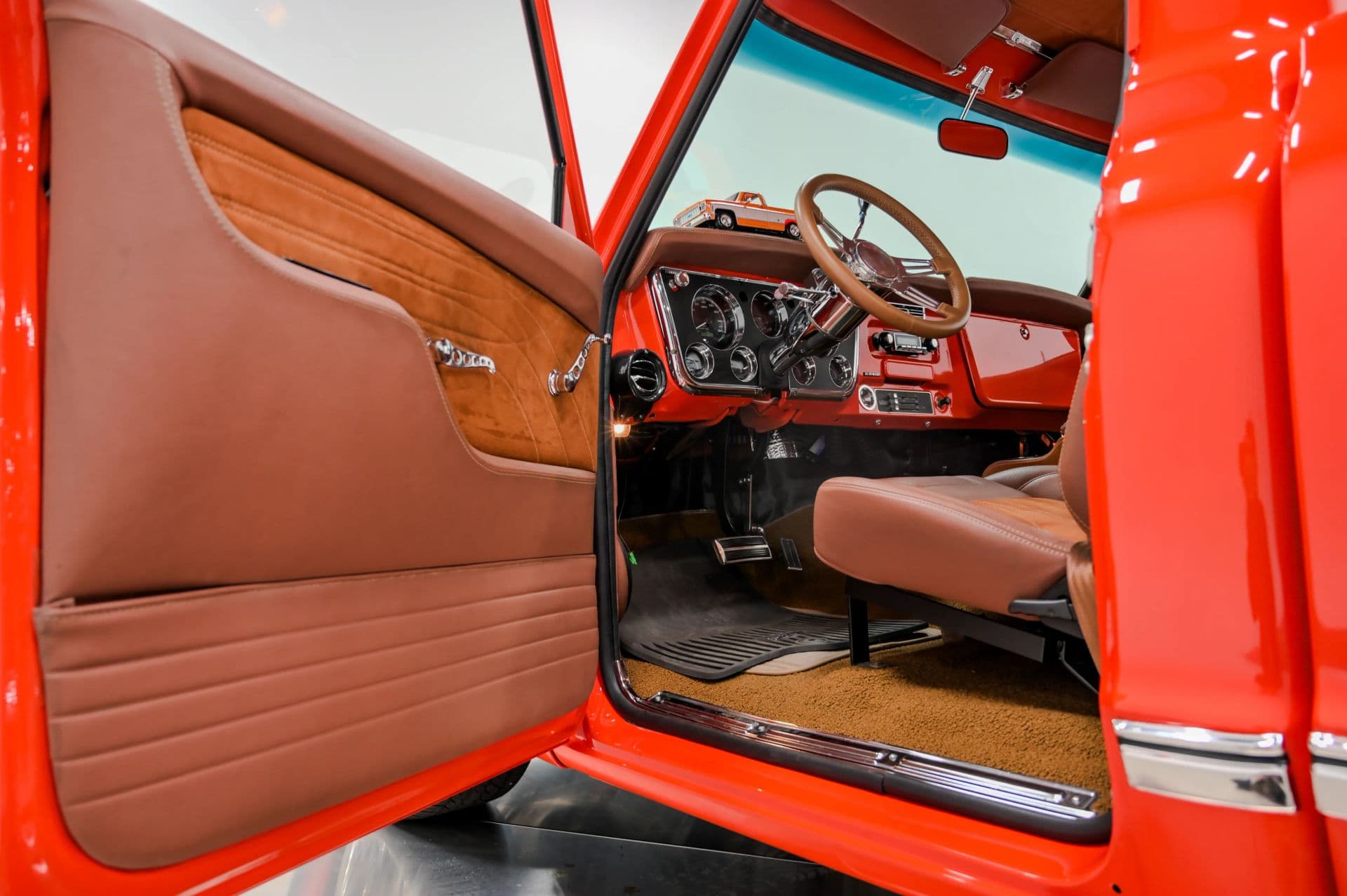 1970 Chevrolet C10 - thumbnail 28