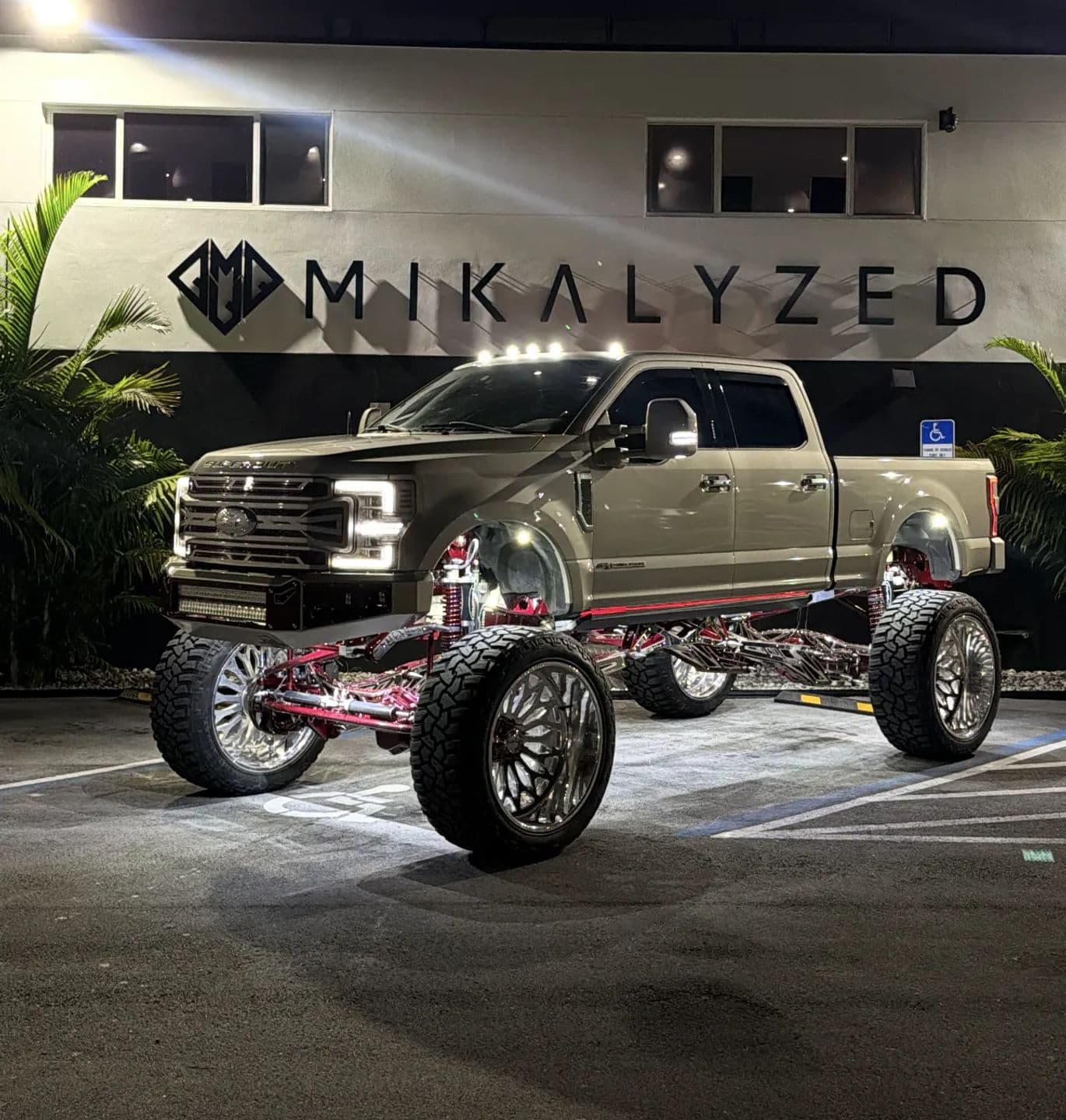 2018 Ford F250 Super Duty Crew Cab Limited Pickup 4D 6 3/4 ft - thumbnail 30