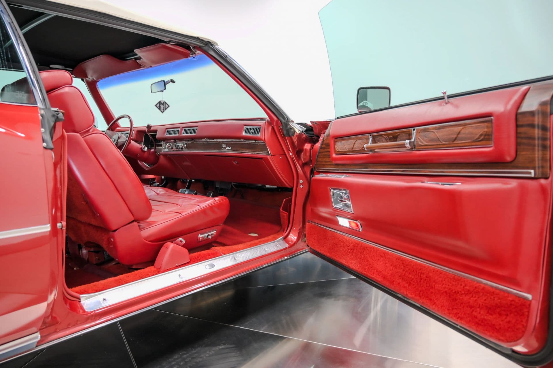 1976 Cadillac Eldorado - thumbnail 31