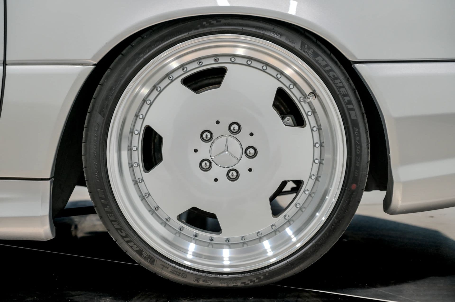 2002 Mercedes-Benz SL-Class SL 500 Roadster 2D - thumbnail 20