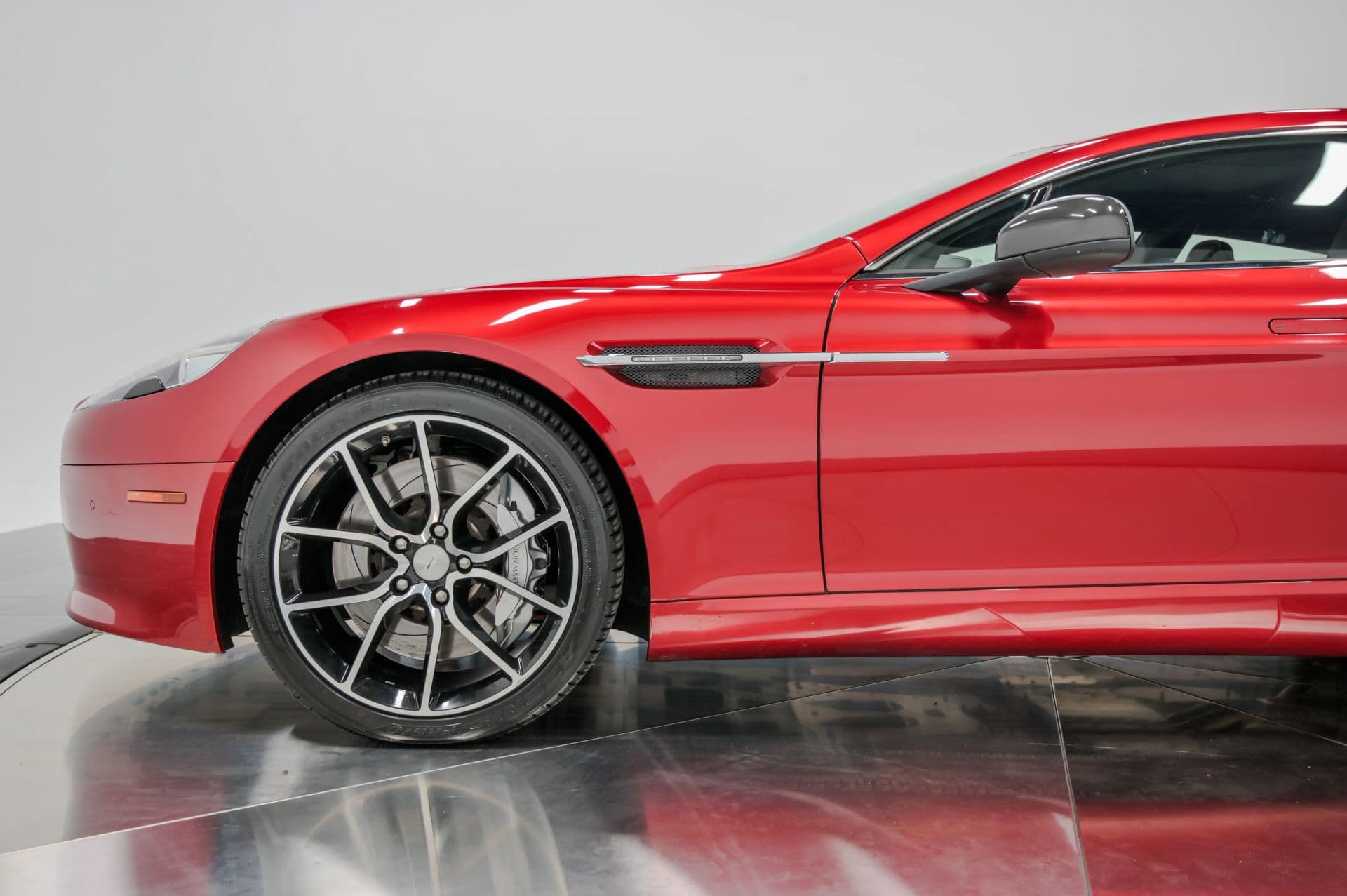 2014 Aston Martin Rapide S Sedan 4D - thumbnail 24