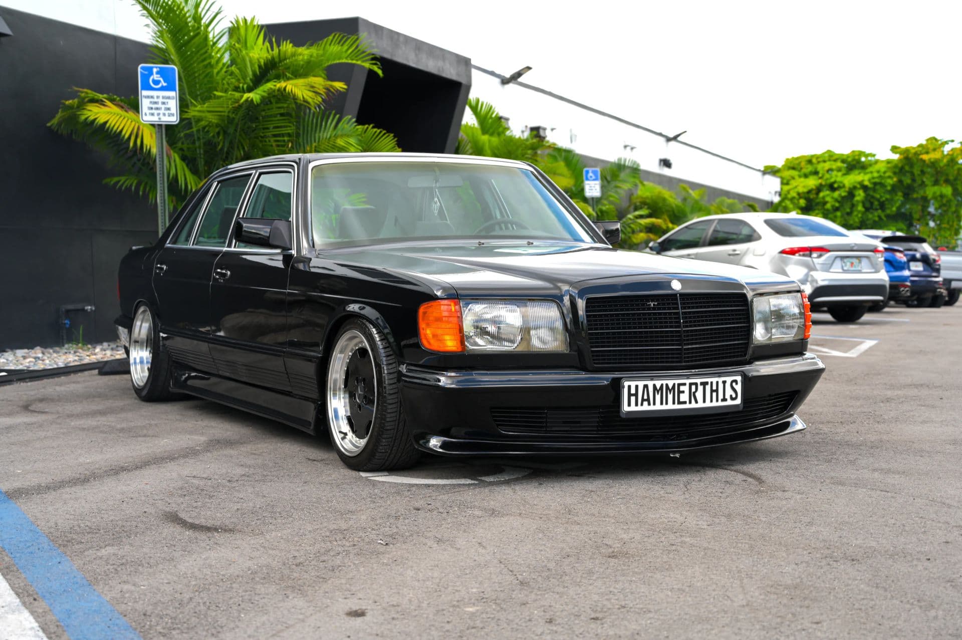 1985 Mercedes-Benz 500 Series SEL 4D Sedan - thumbnail 4