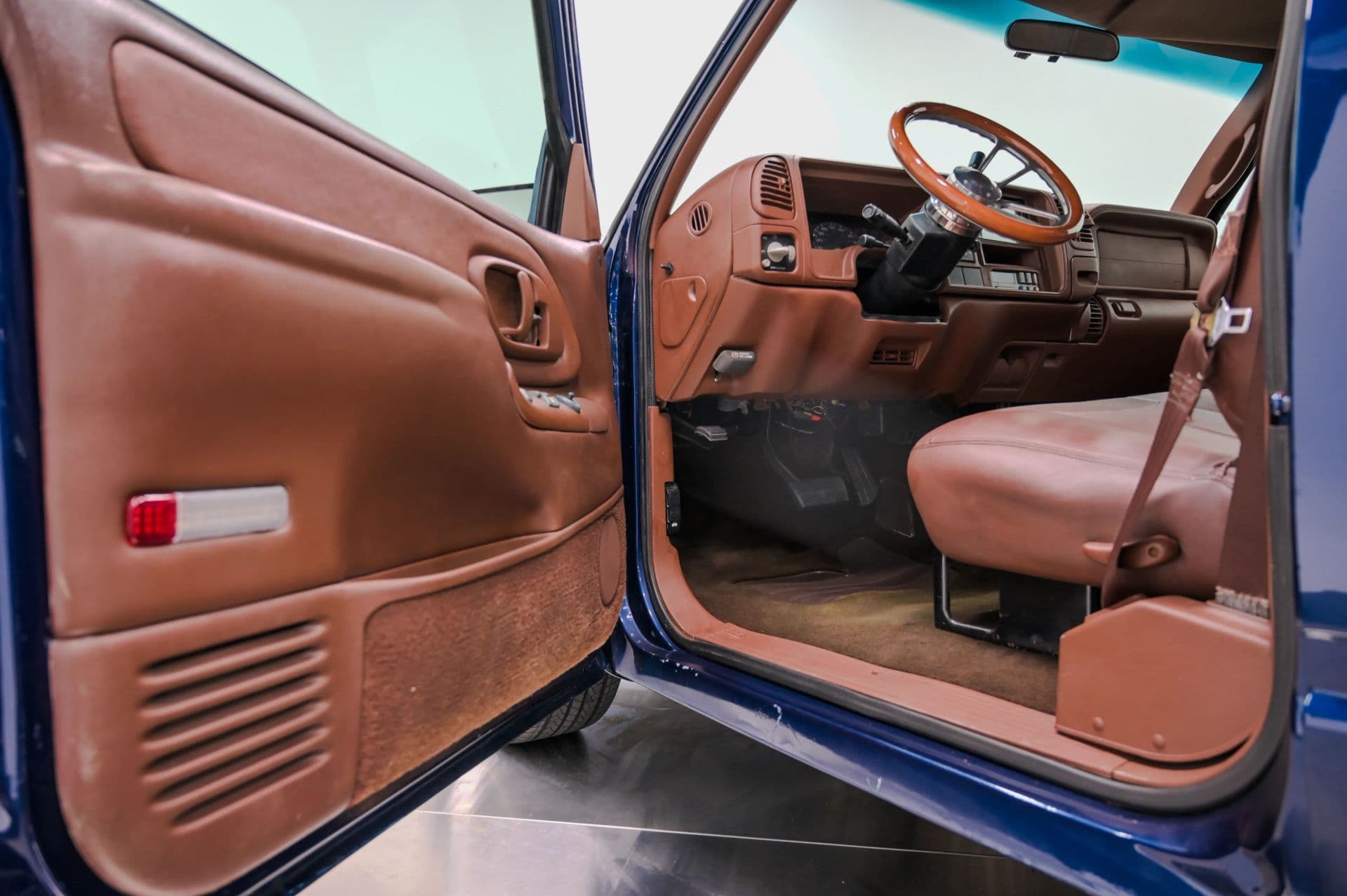 1994 Chevrolet 1500 Regular Cab Short Bed - thumbnail 32