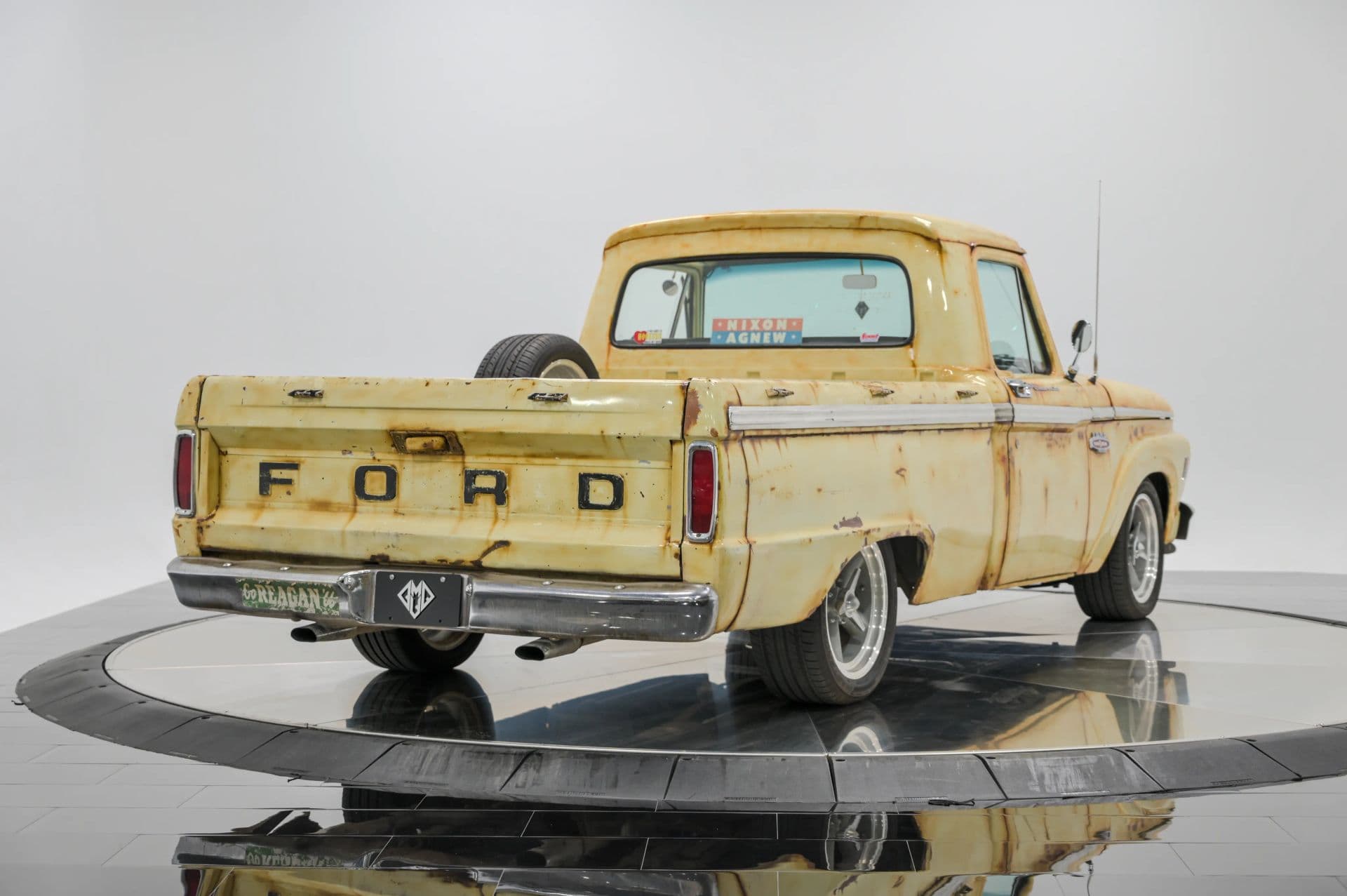 1966 Ford F100 - thumbnail 6