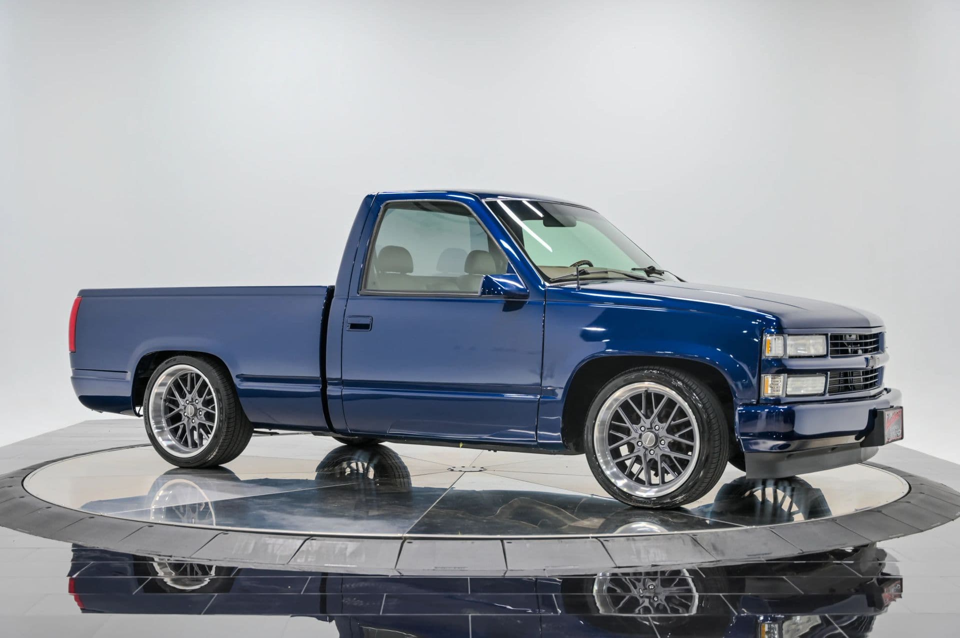 1994 Chevrolet 1500 Regular Cab Short Bed - thumbnail 10