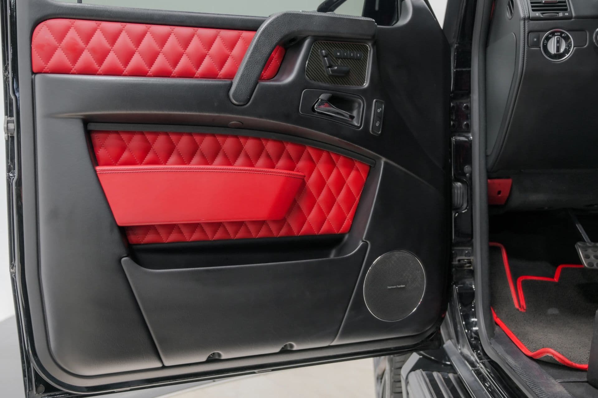 2016 Mercedes-Benz G-Class G 63 AMG Sport Utility 4D - thumbnail 25