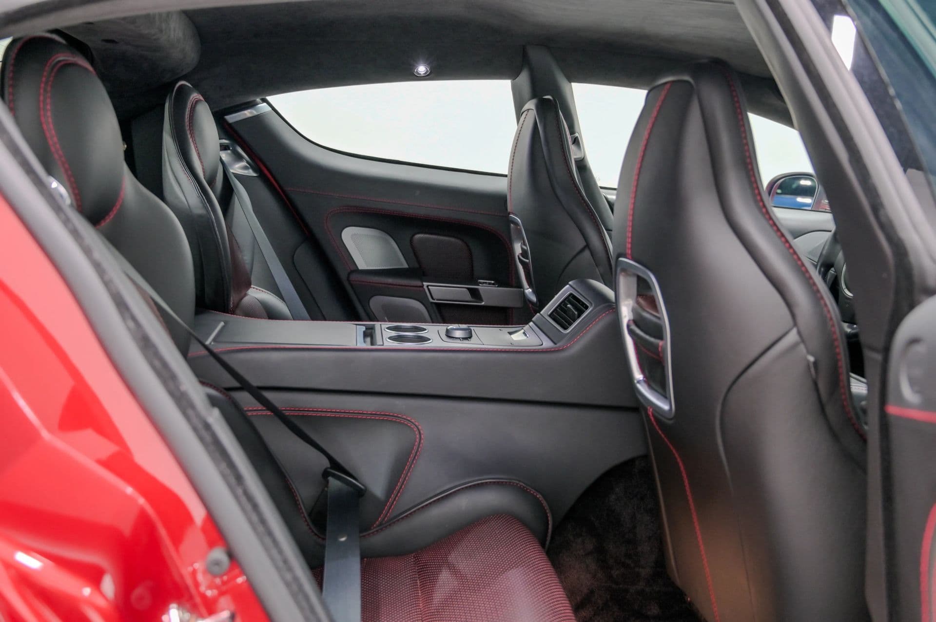 2014 Aston Martin Rapide S Sedan 4D - thumbnail 39