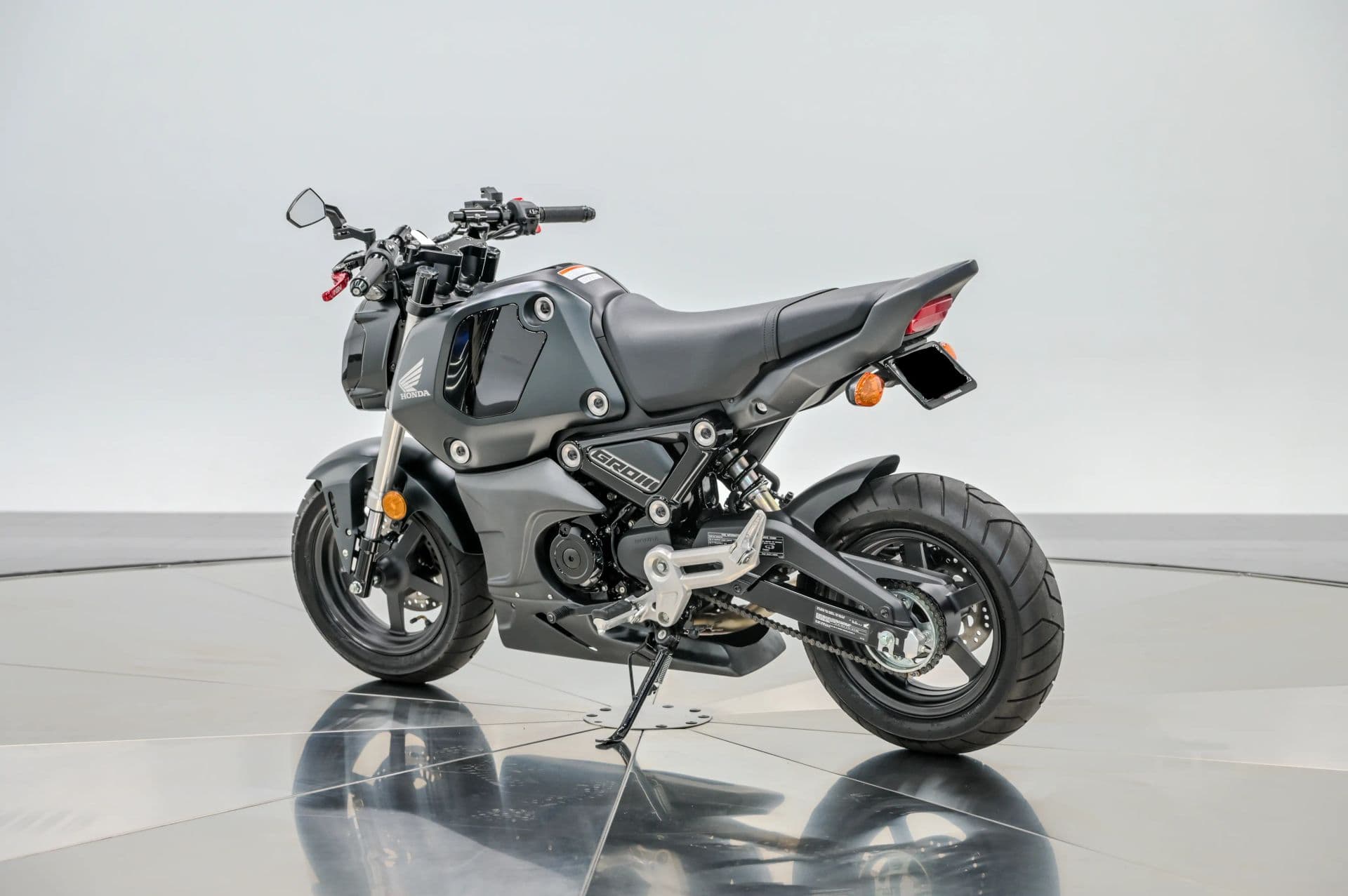 2023 Honda Grom - thumbnail 2