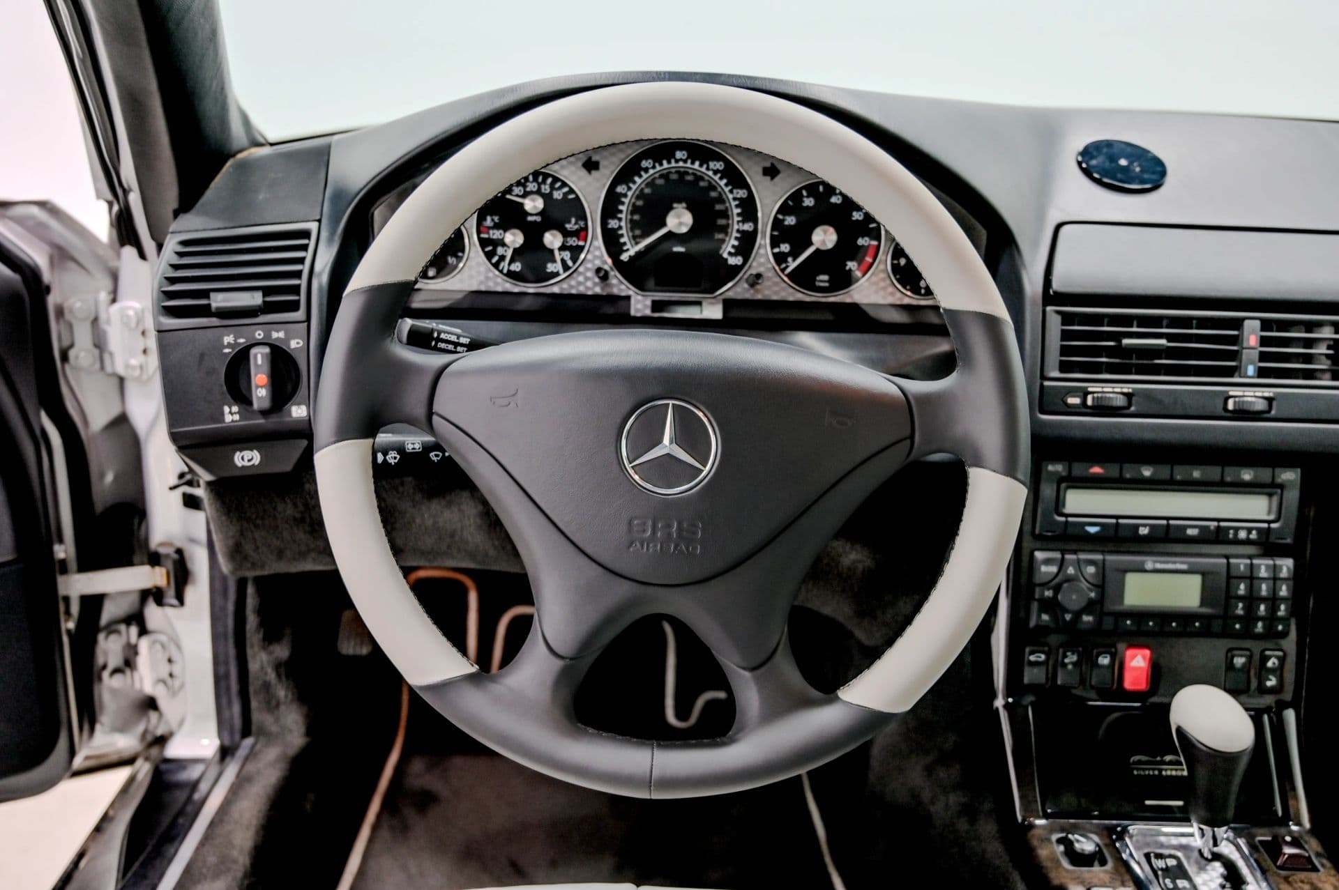 2002 Mercedes-Benz SL-Class SL 500 Roadster 2D - thumbnail 34