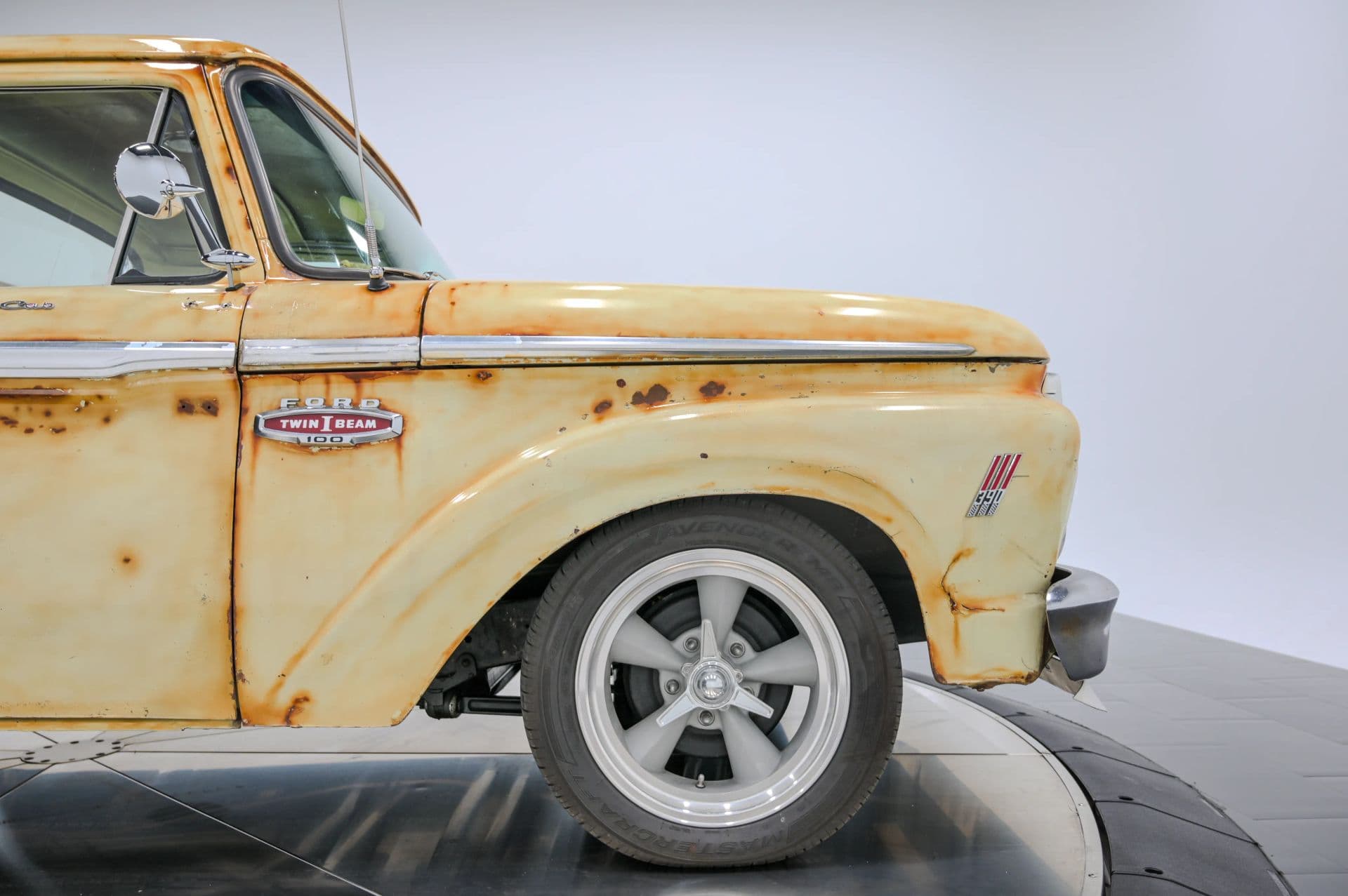 1966 Ford F100 - thumbnail 16