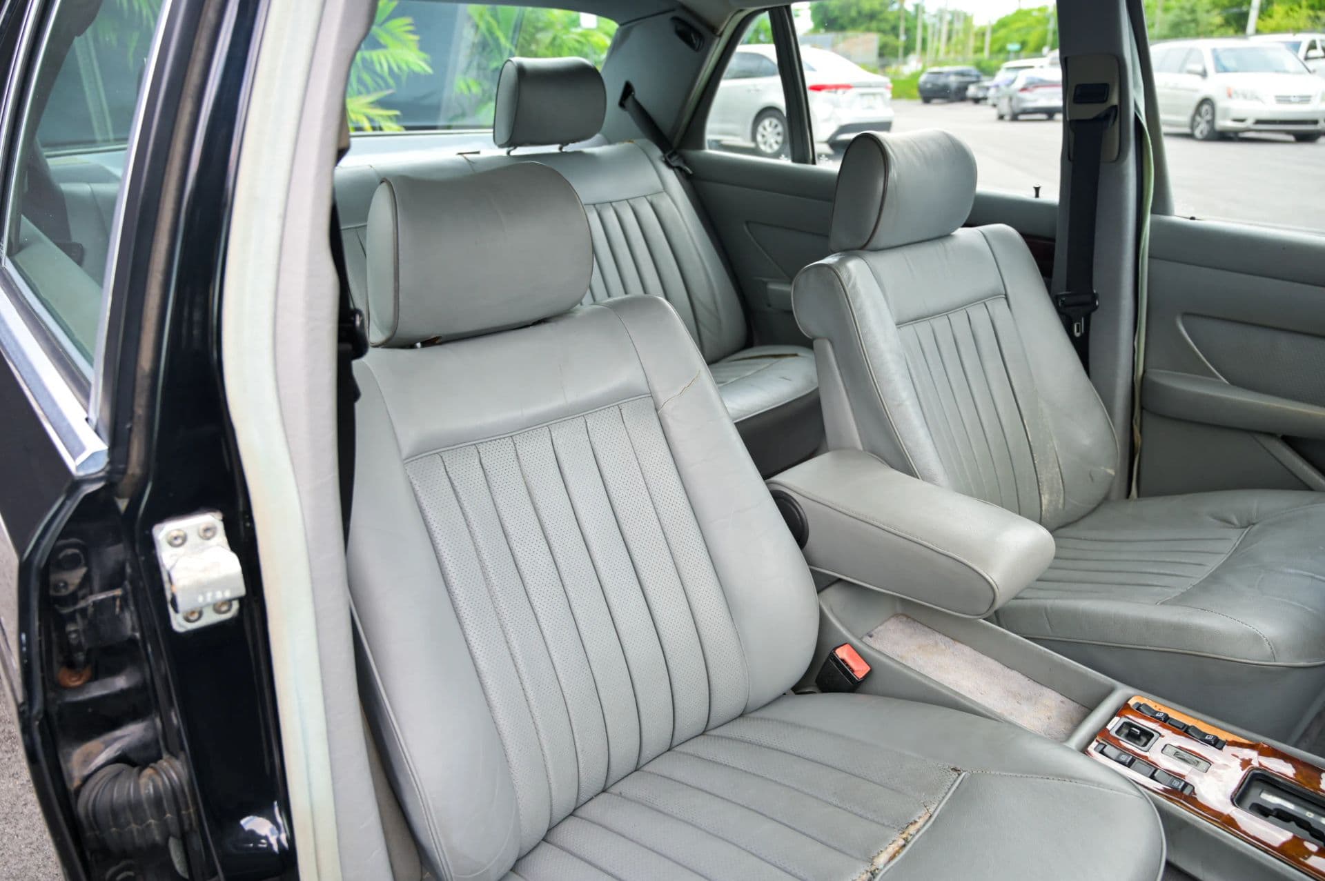 1985 Mercedes-Benz 500 Series SEL 4D Sedan - thumbnail 16