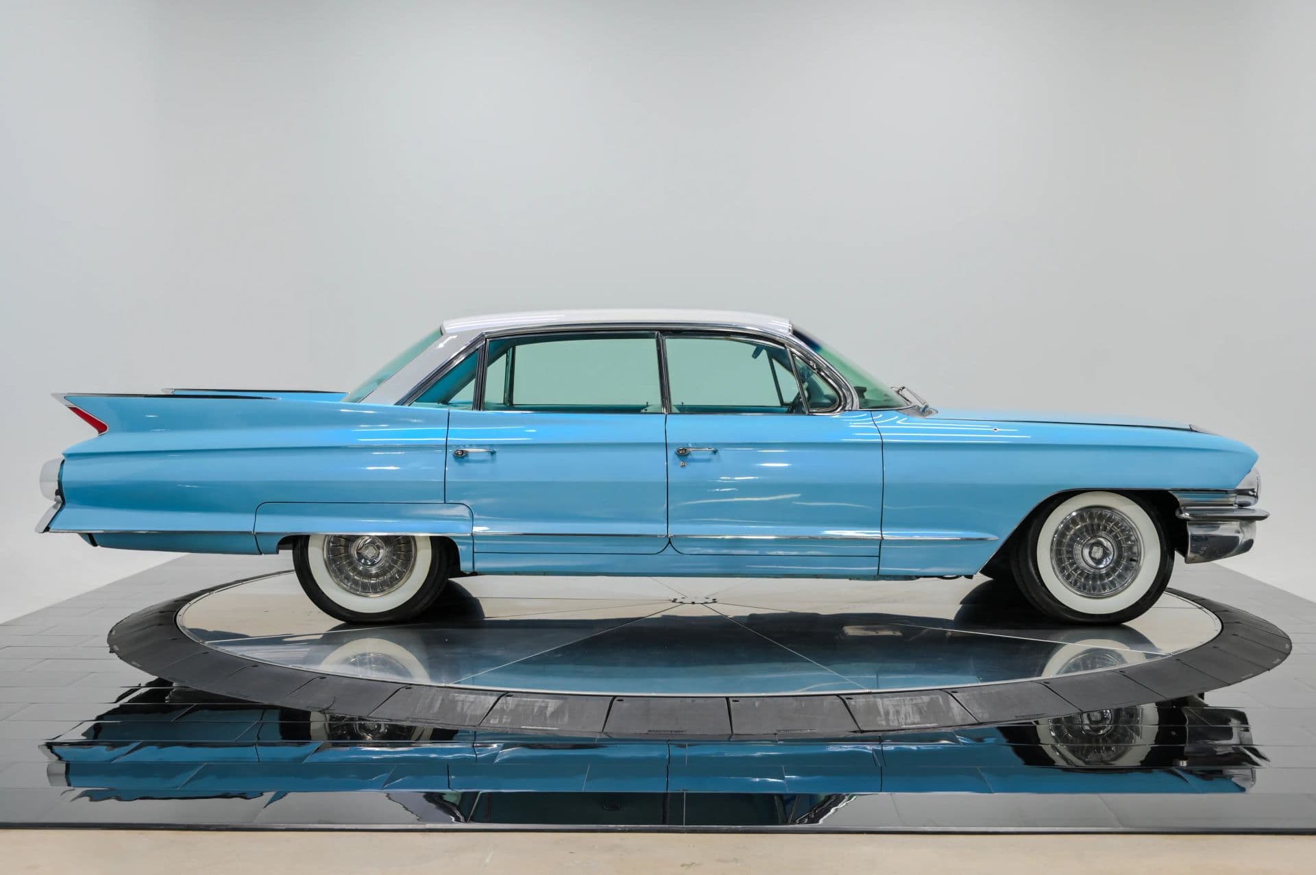 1961 Cadillac Coupe de Ville Coupe - thumbnail 8