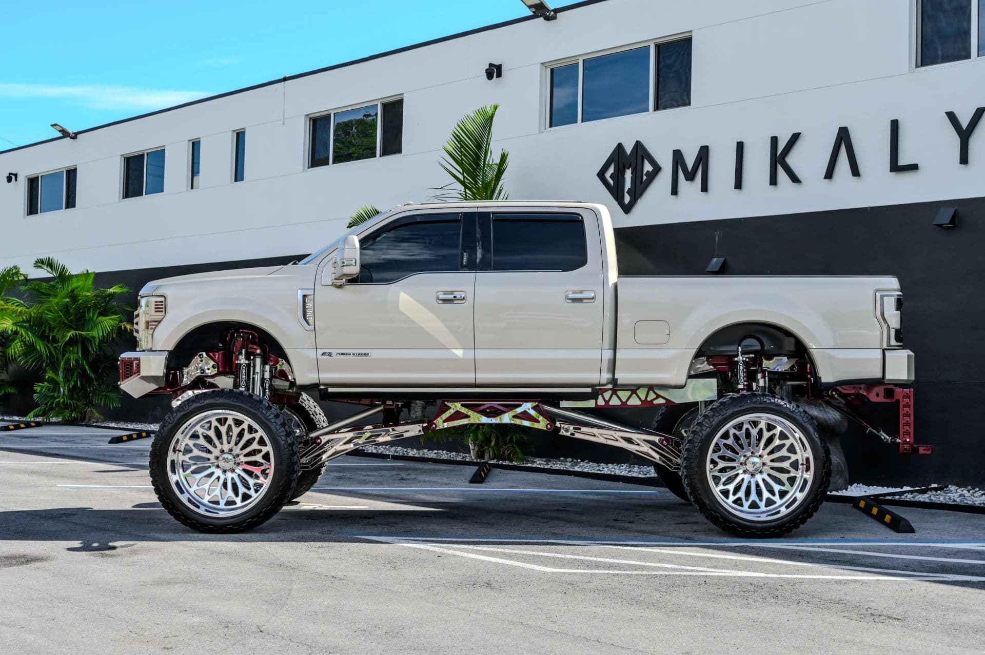 2018 Ford F250 Super Duty Crew Cab Limited Pickup 4D 6 3/4 ft - thumbnail 3