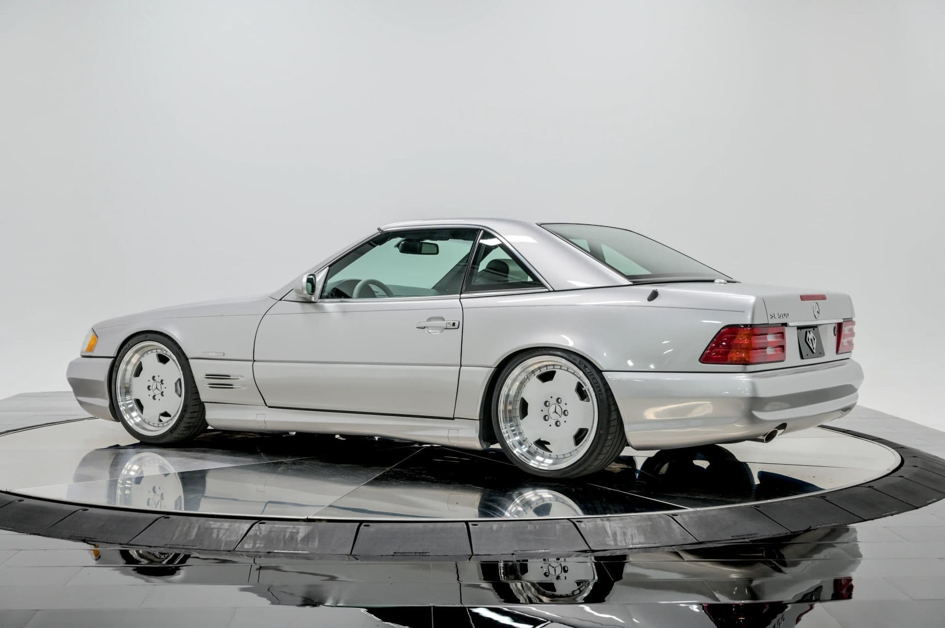 2002 Mercedes-Benz SL-Class SL 500 Roadster 2D - thumbnail 4