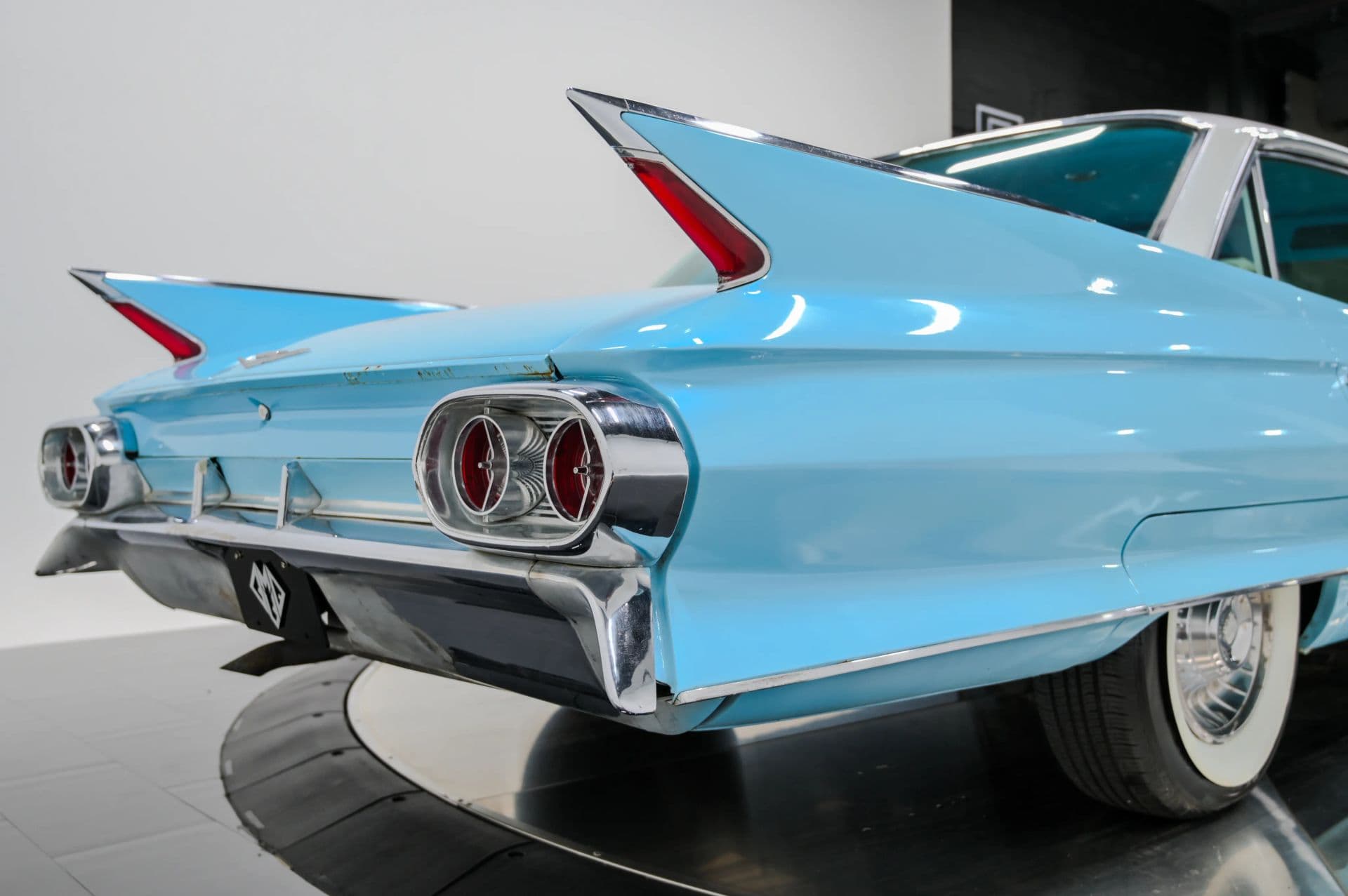 1961 Cadillac Coupe de Ville Coupe - thumbnail 21