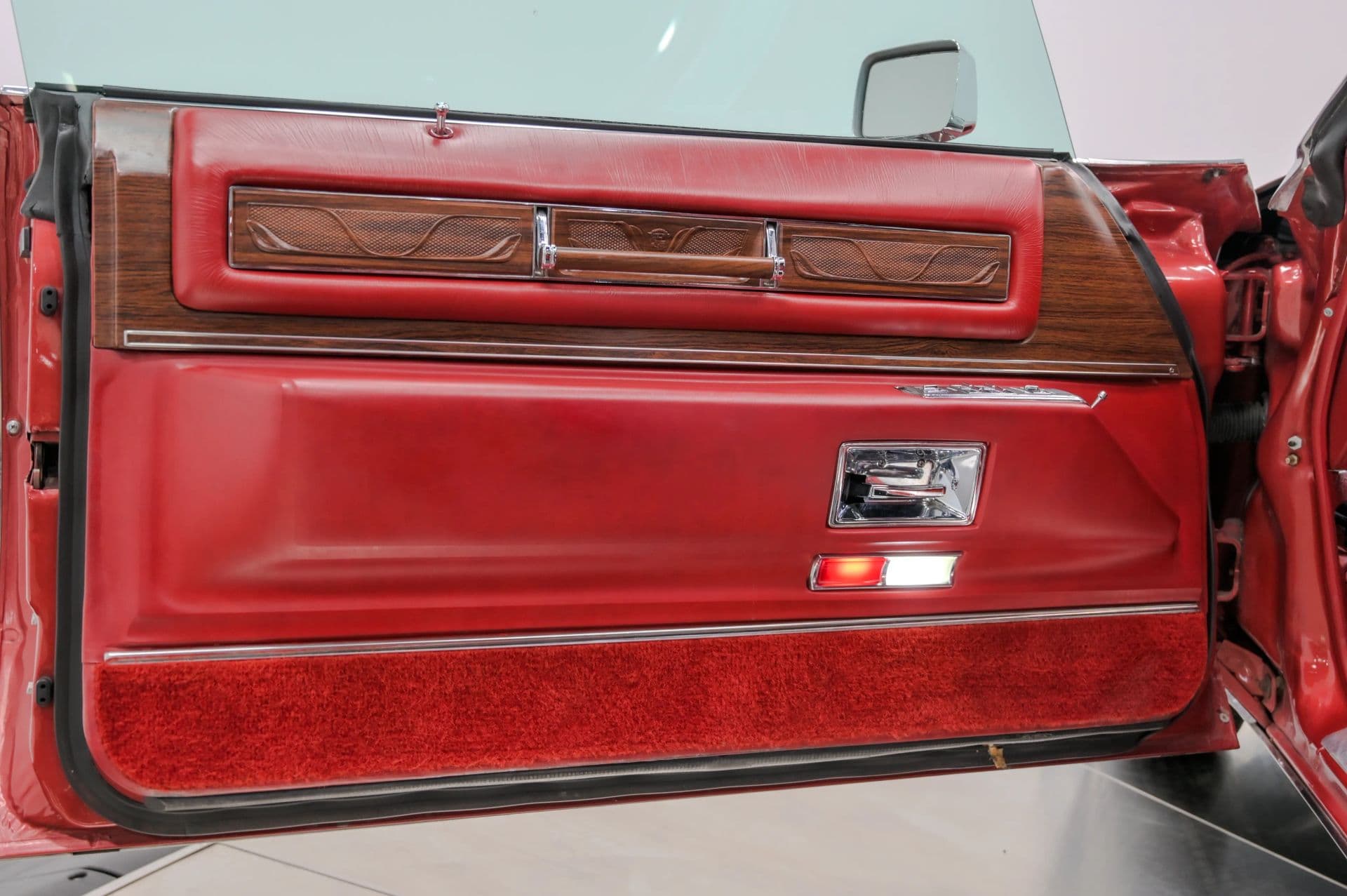 1976 Cadillac Eldorado - thumbnail 25