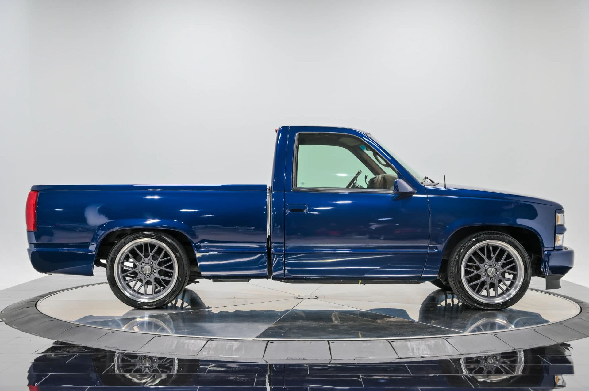 1994 Chevrolet 1500 Regular Cab Short Bed - thumbnail 9