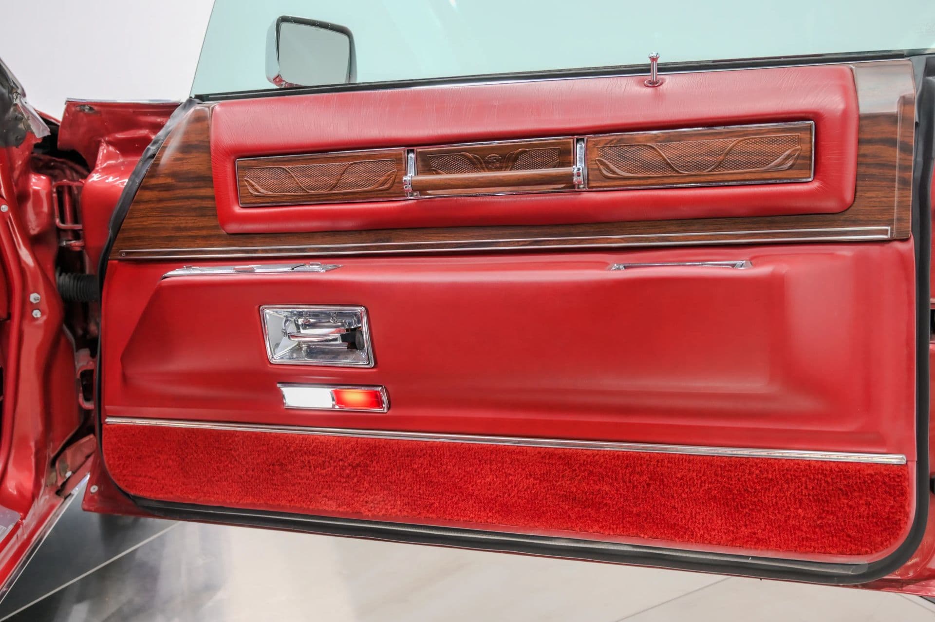1976 Cadillac Eldorado - thumbnail 35