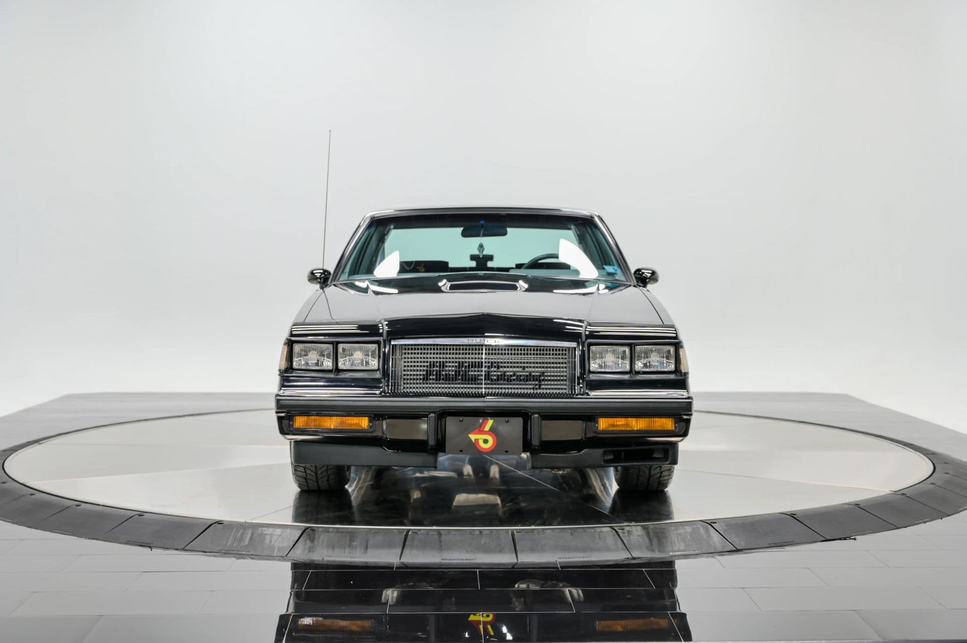 1986 Buick Regal Grand National 2D Coupe - thumbnail 11