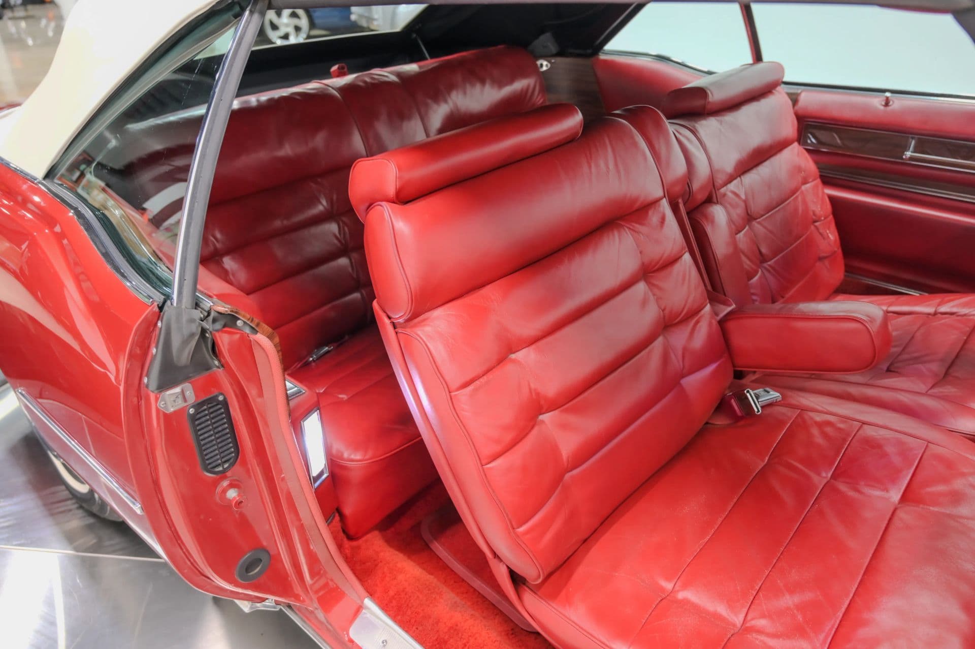 1976 Cadillac Eldorado - thumbnail 34