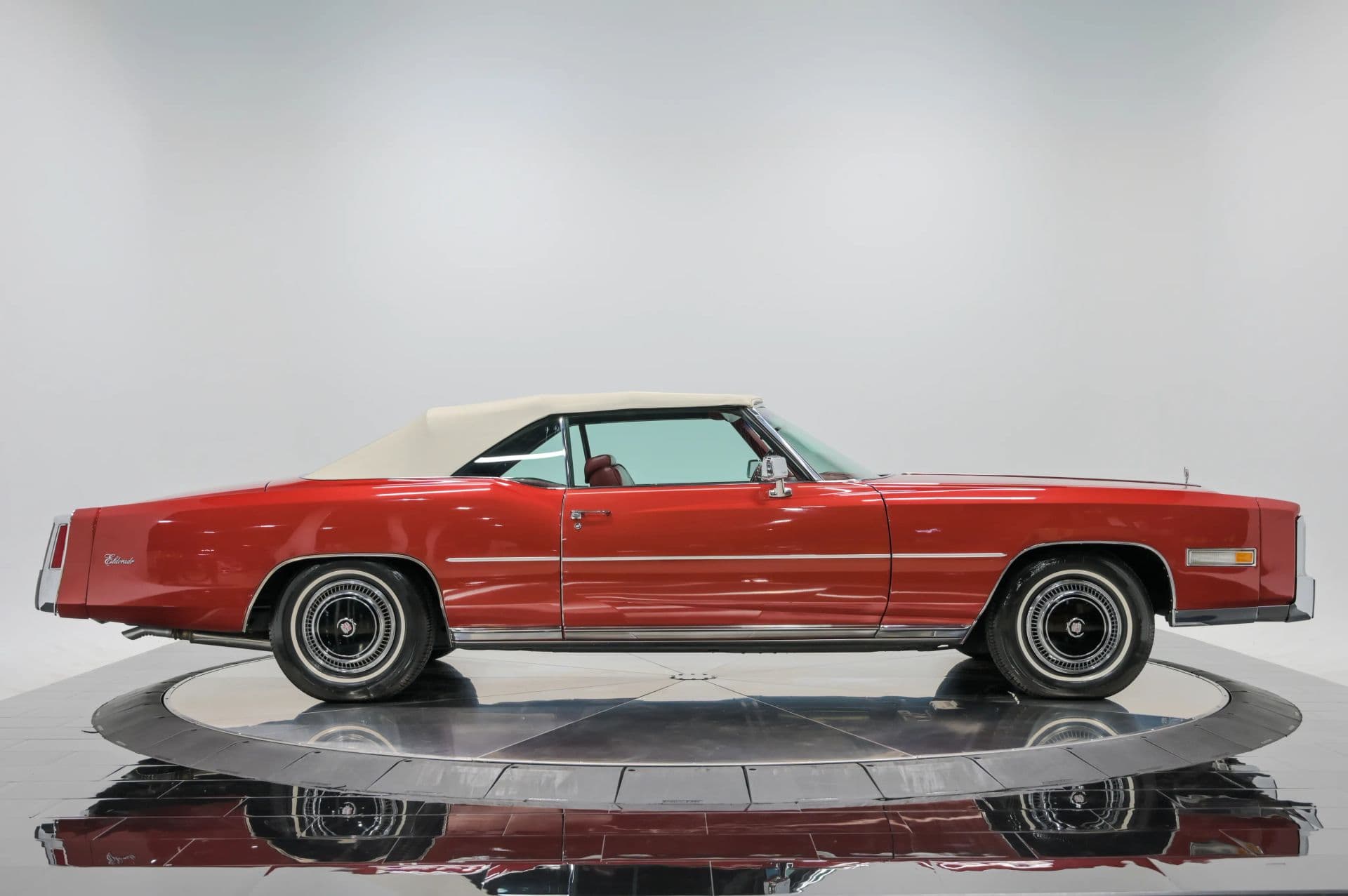 1976 Cadillac Eldorado - thumbnail 8
