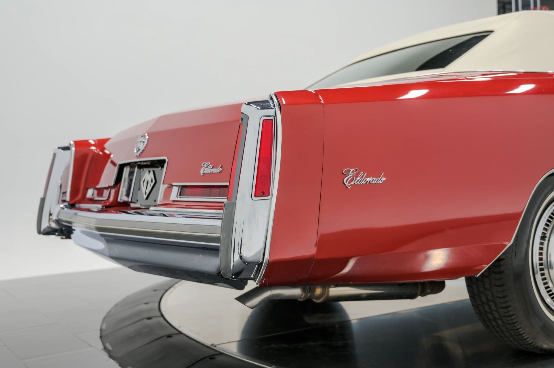 1976 Cadillac Eldorado - thumbnail 21