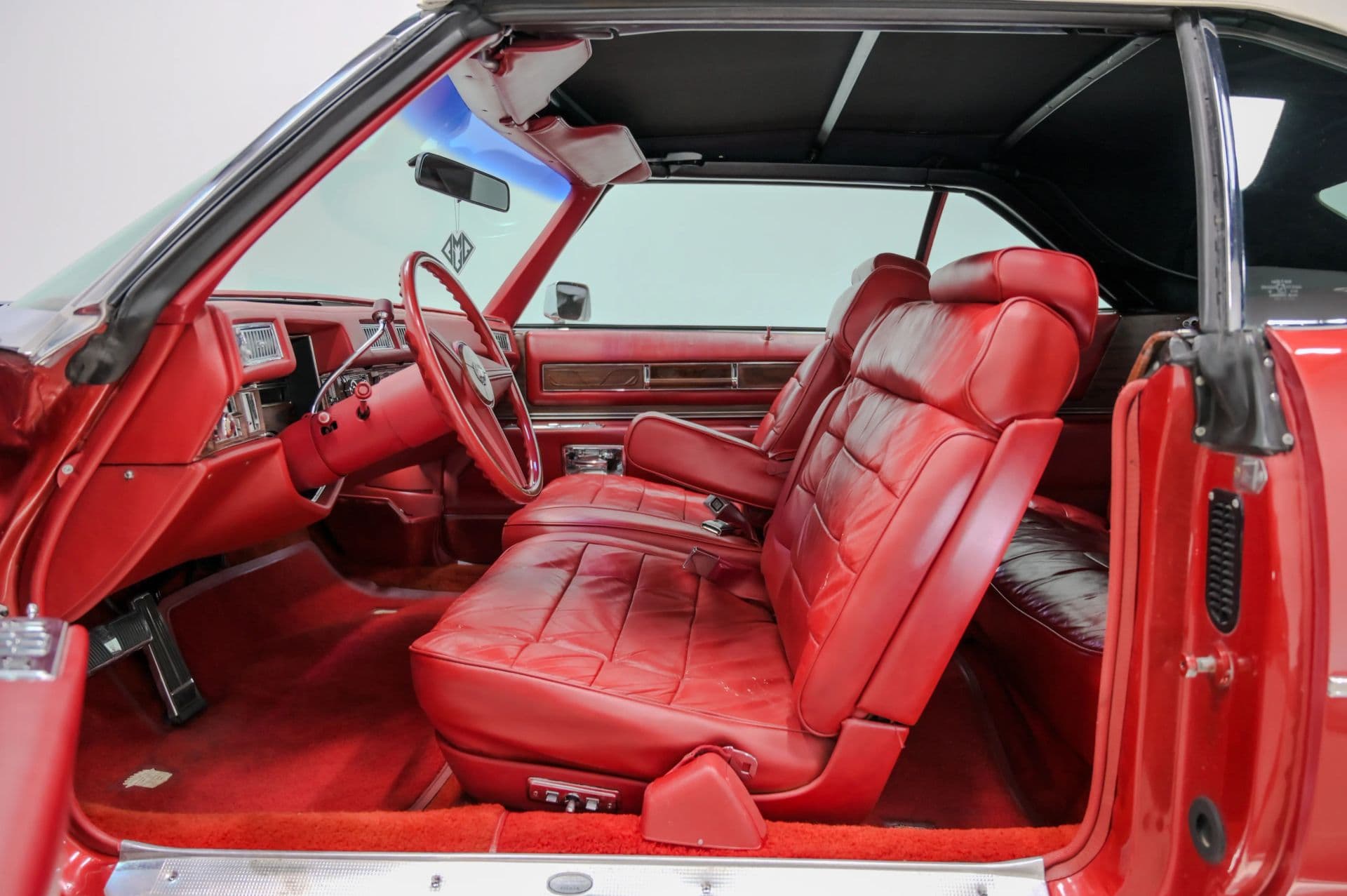 1976 Cadillac Eldorado - thumbnail 28