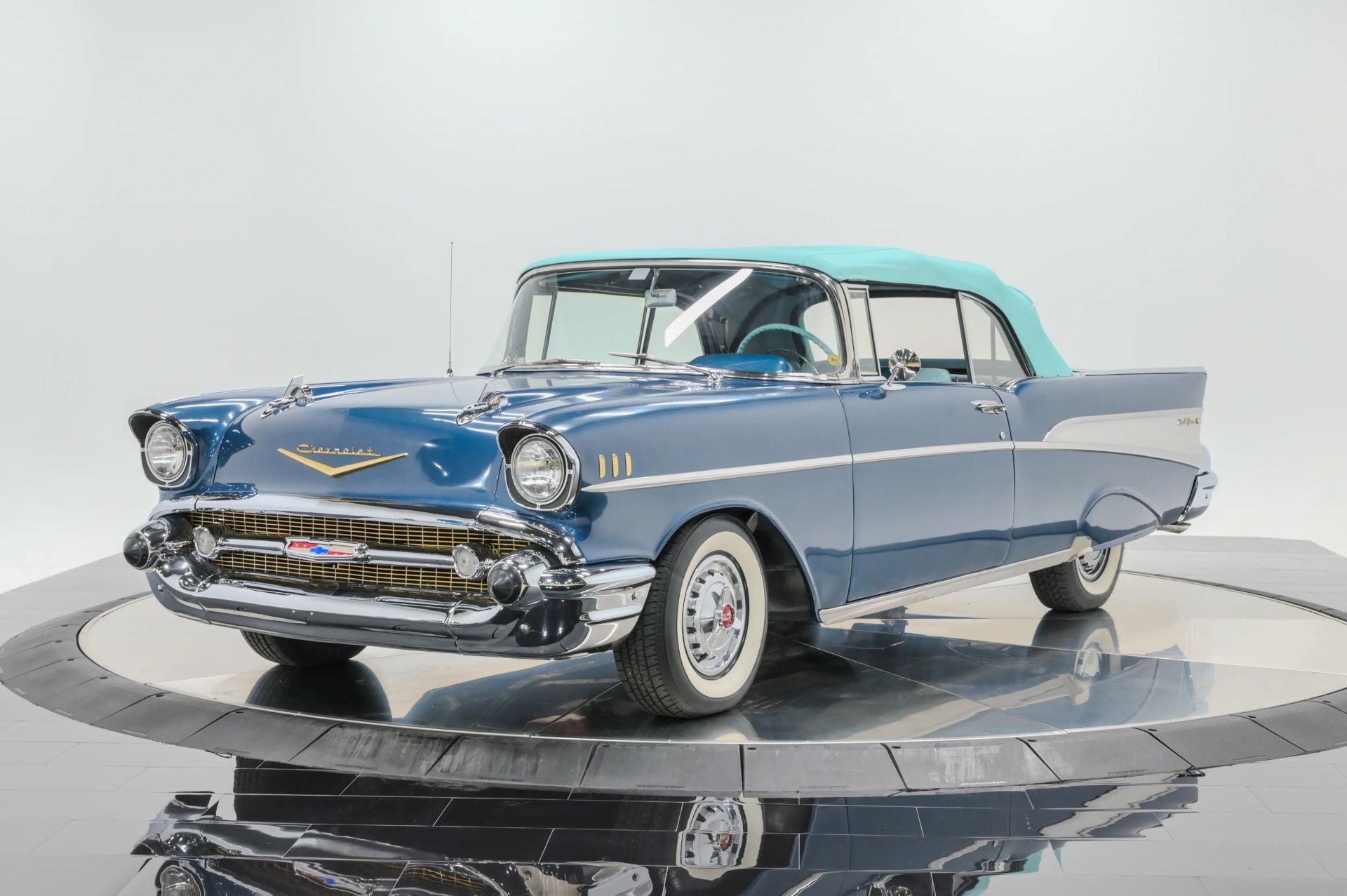 1957 Chevrolet BelAir - photo 1 of 38