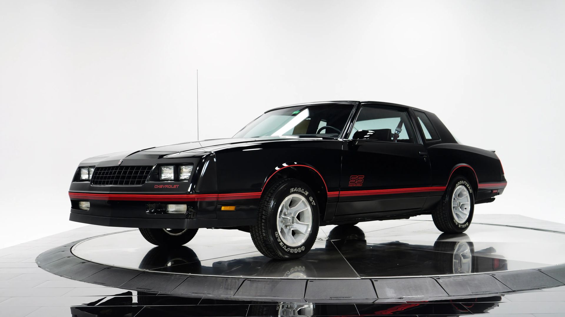 1987 Chevrolet Monte Carlo SS 2D Aerocoupe - photo 1 of 43