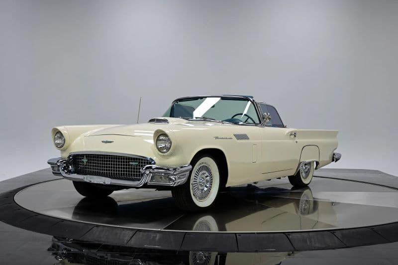 1957 Ford Thunderbird