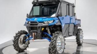 2023 Can-Am Defender MAX Limited HD10